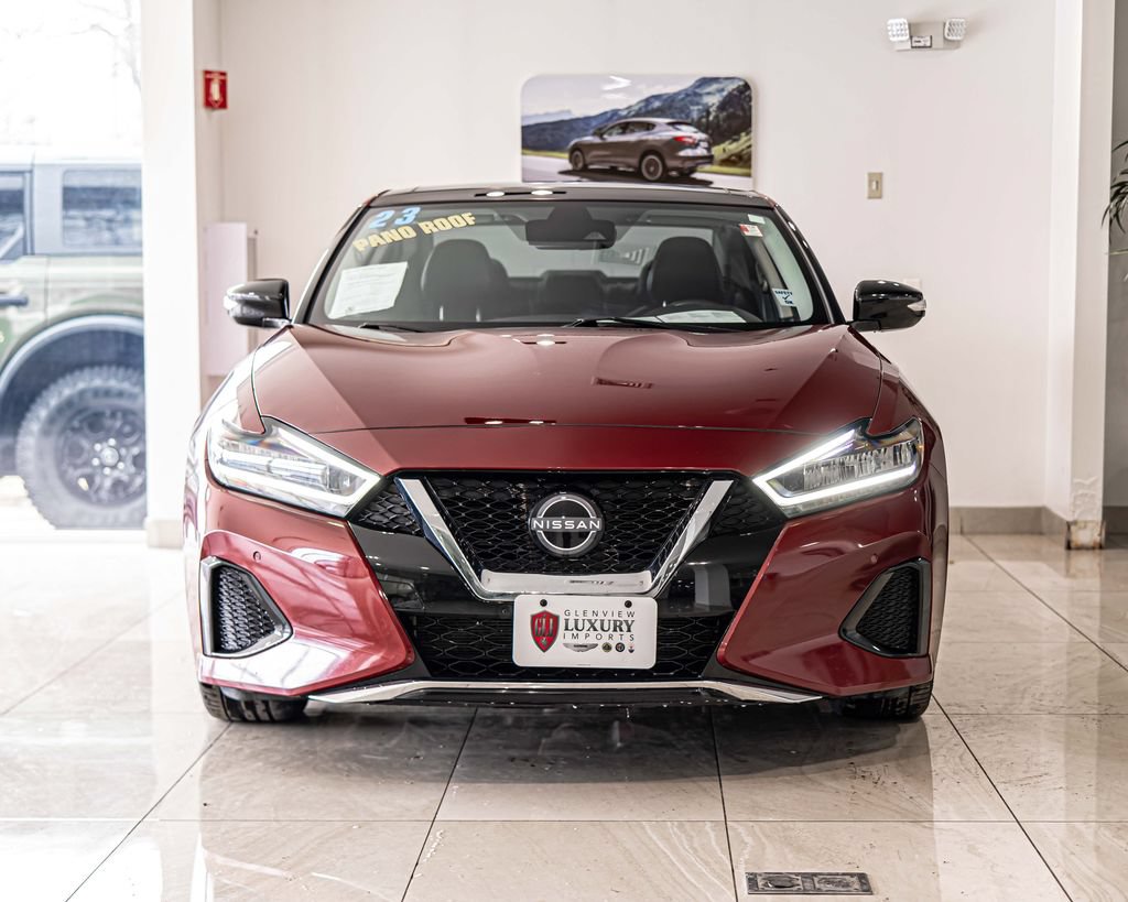 Used 2023 Nissan Maxima SL FWD image 2