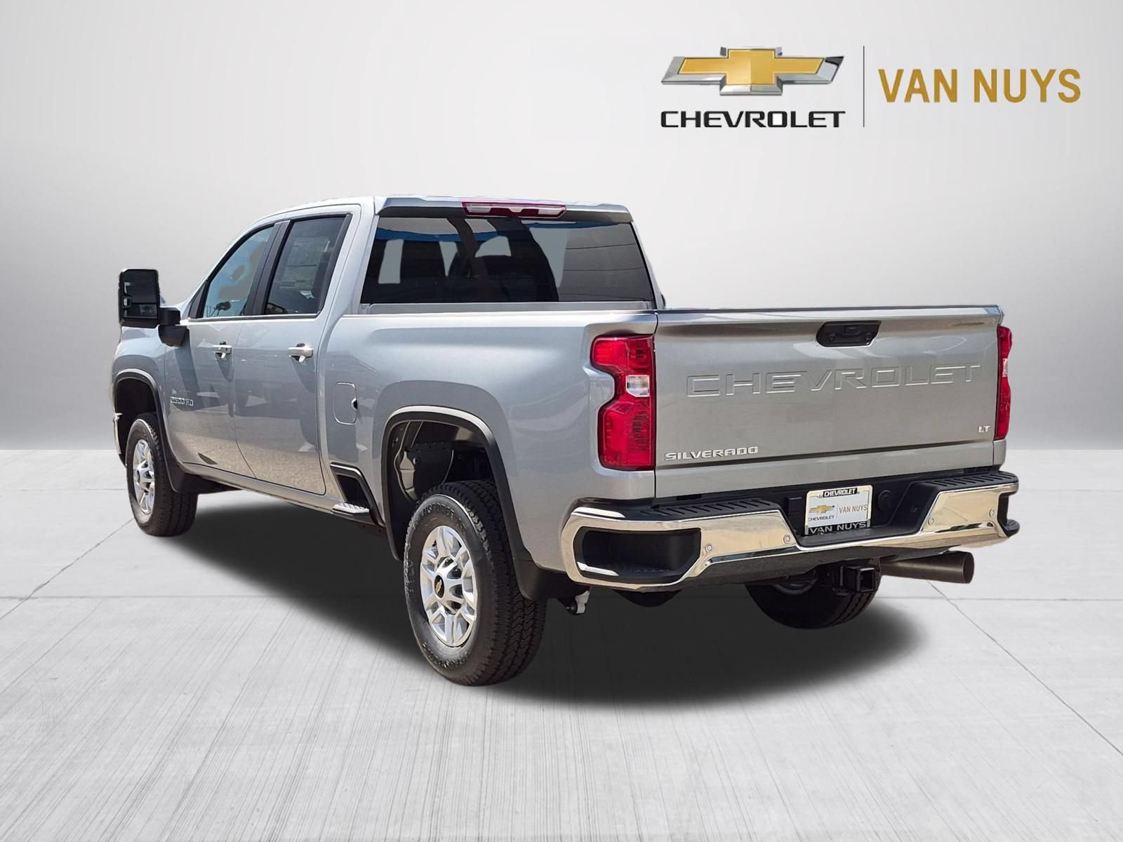 New 2026 Chevrolet Silverado 2500 LT w/ Safety Package AWD/4WD image 4