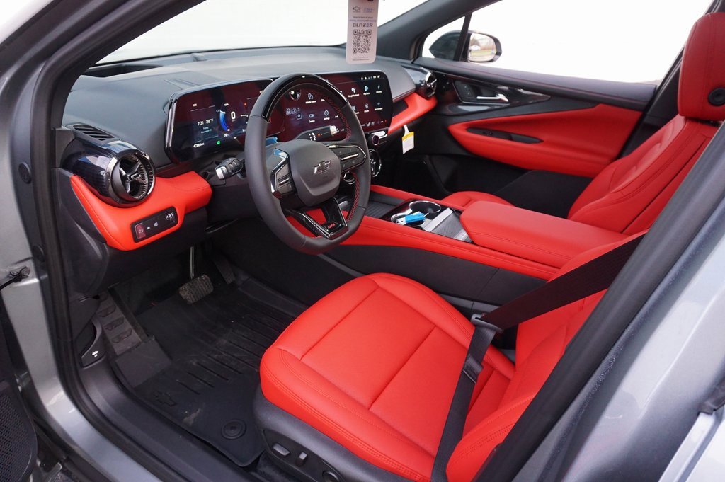 New 2026 Chevrolet Blazer EV SS image 9