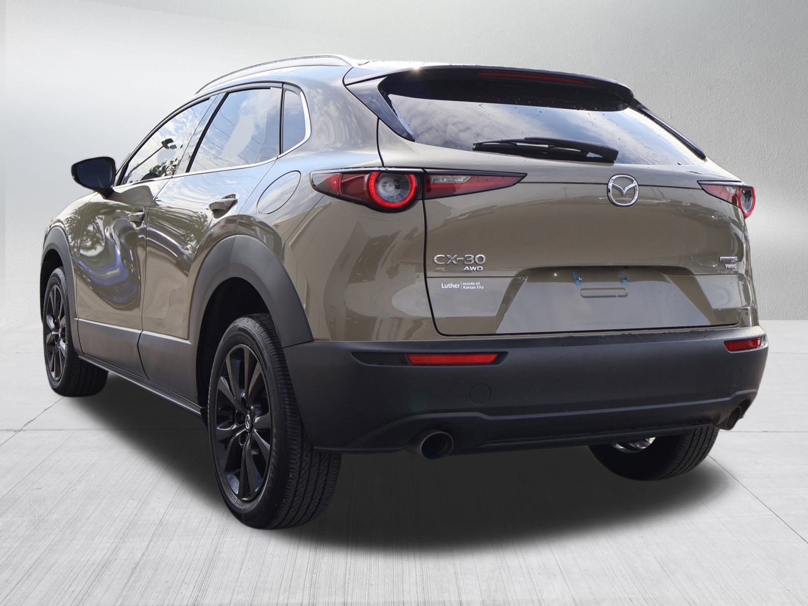Used 2024 MAZDA CX-30 Carbon image 5