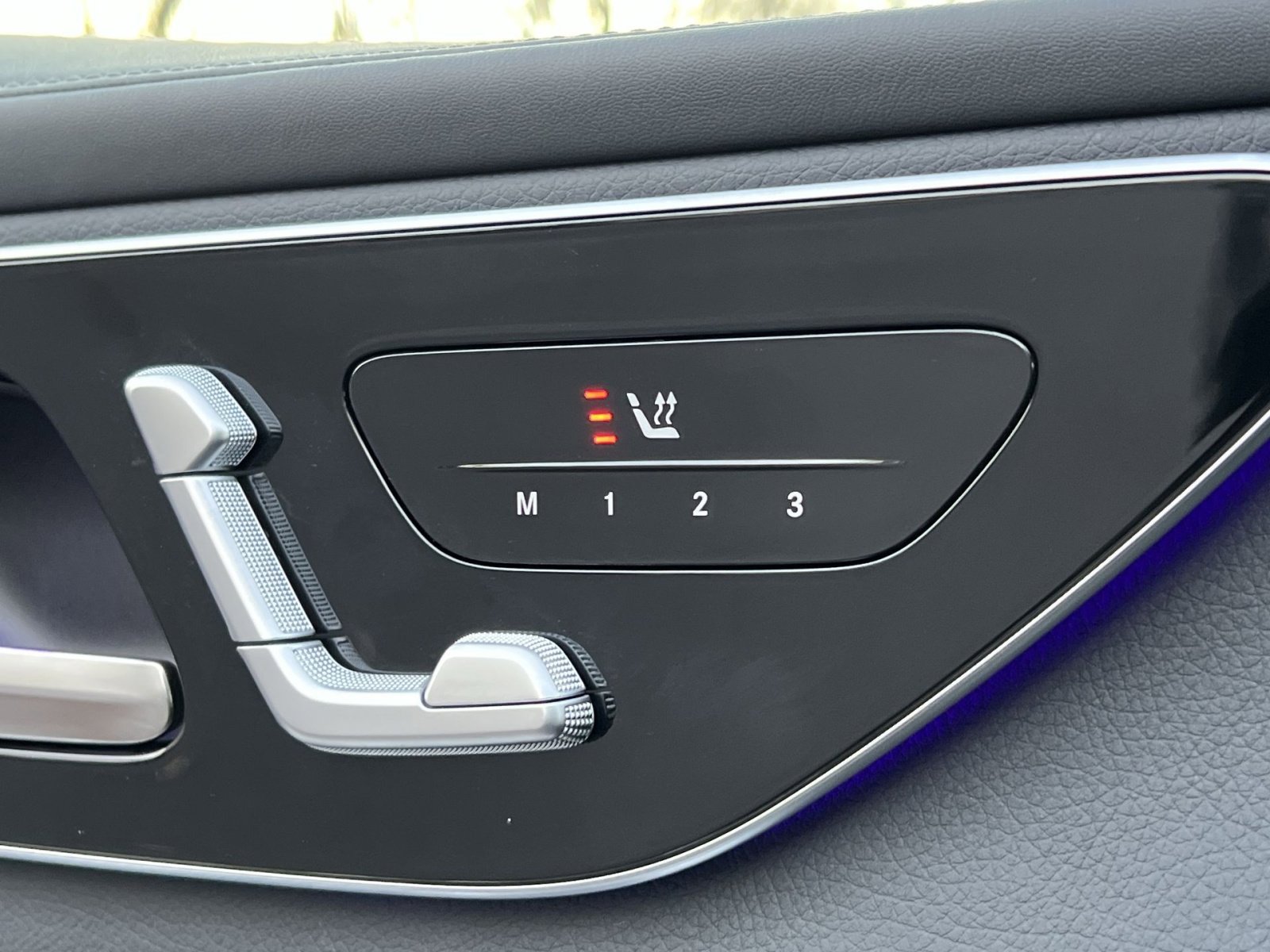 Certified 2023 Mercedes-Benz GLC 300 4MATIC image 33