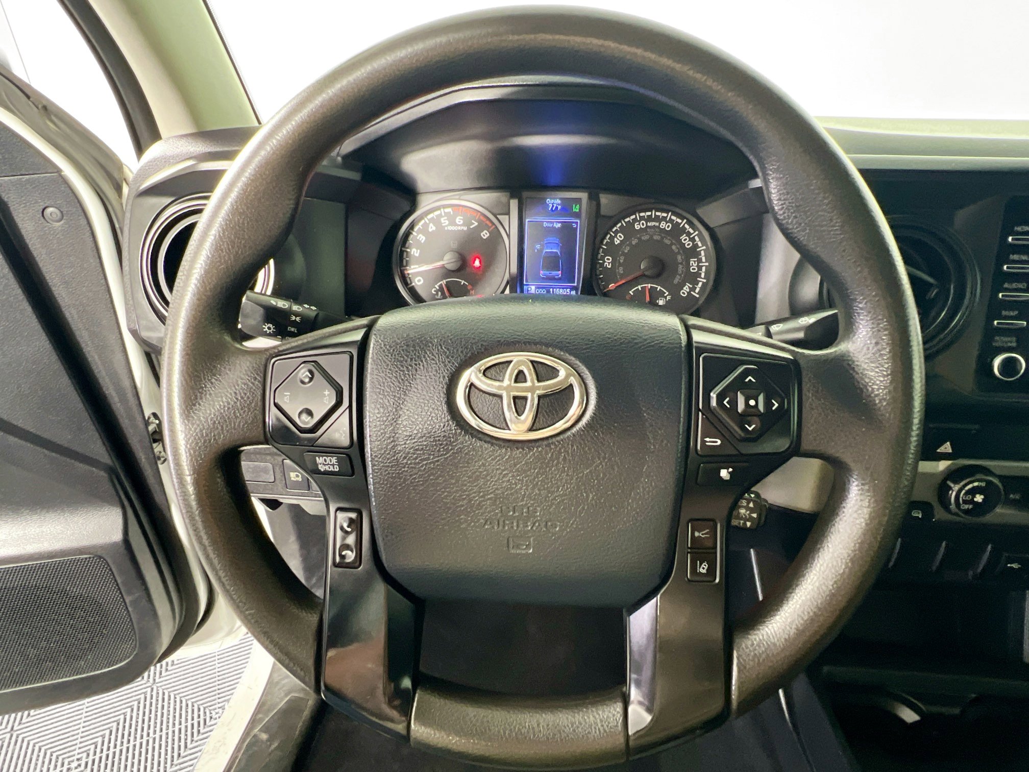 Used 2020 Toyota Tacoma SR AWD/4WD image 16