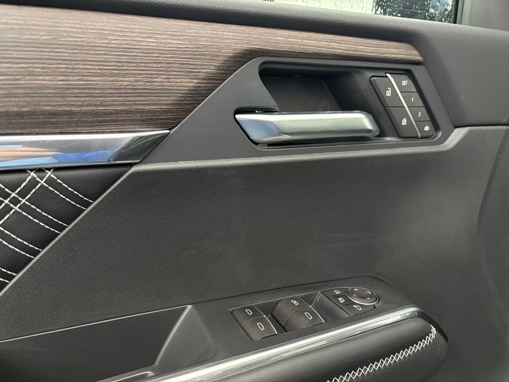 New 2026 GMC Acadia Denali w/ Super Cruise Package image 21