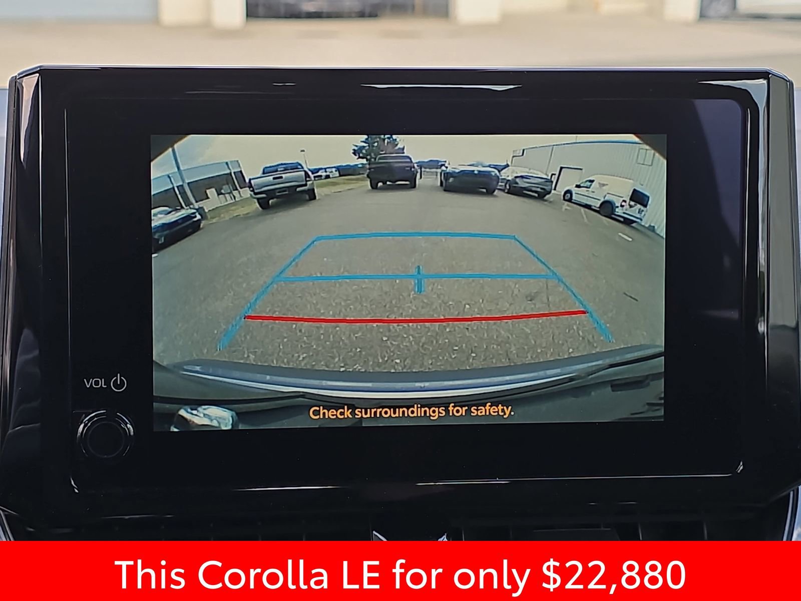 Used 2025 Toyota Corolla LE w/ Convenience Package image 29