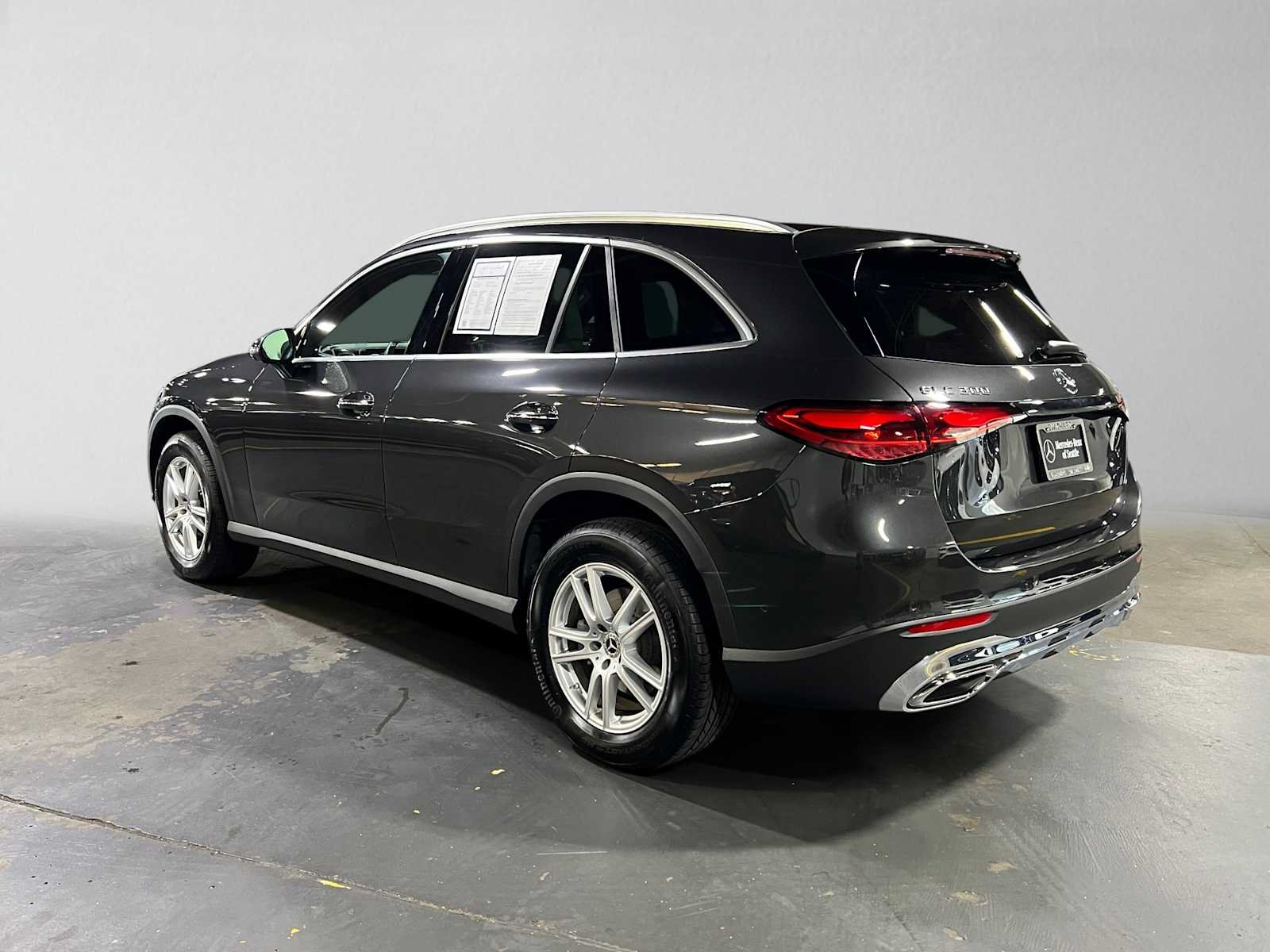 Used 2026 Mercedes-Benz GLC 300 4MATIC image 5