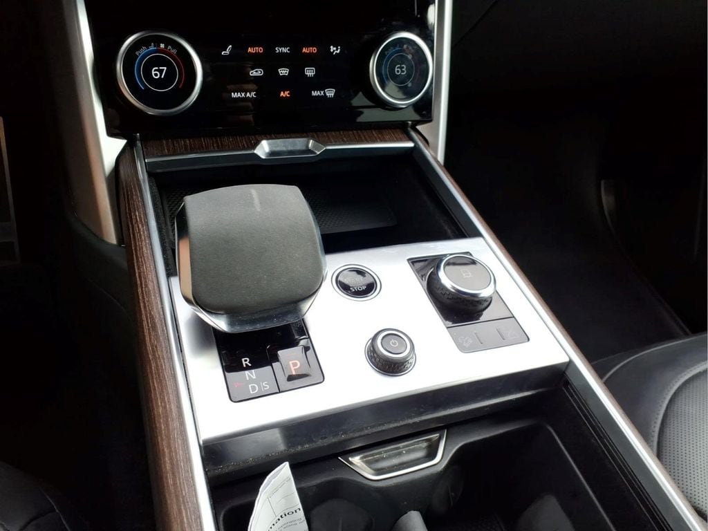 Used 2023 Land Rover Range Rover SE AWD/4WD image 23