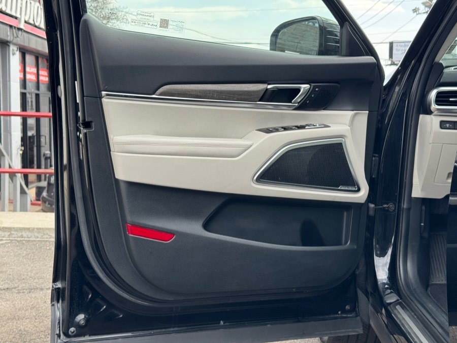 Used 2022 Kia Telluride SX w/ SX Prestige Package image 22