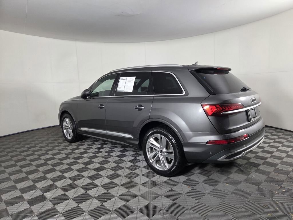 Used 2021 Audi Q7 2.0T Premium w/ Convenience Package AWD/4WD image 8