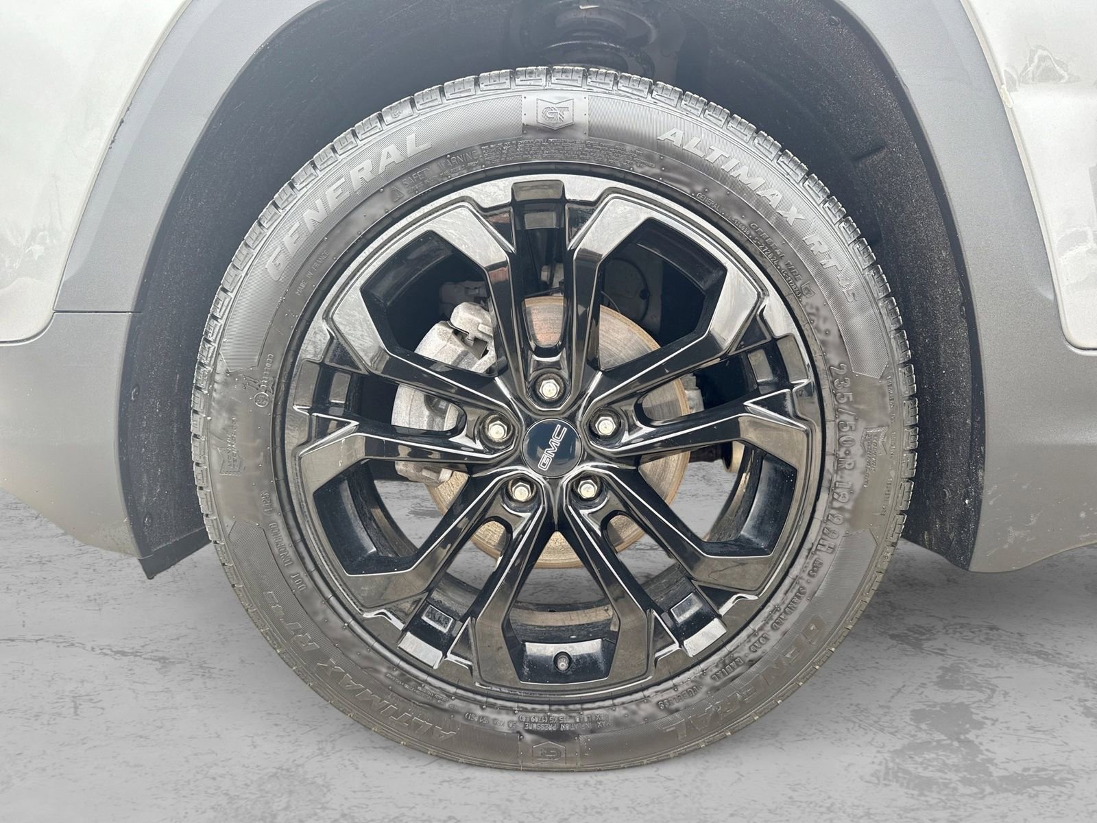 Used 2020 GMC Terrain SLE w/ Driver Convenience Package image 14