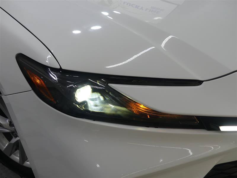 Used 2025 Toyota Camry LE FWD image 15