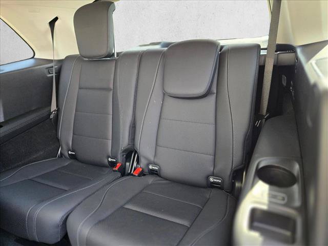 Used 2026 Mercedes-Benz GLS 450 4MATIC image 16