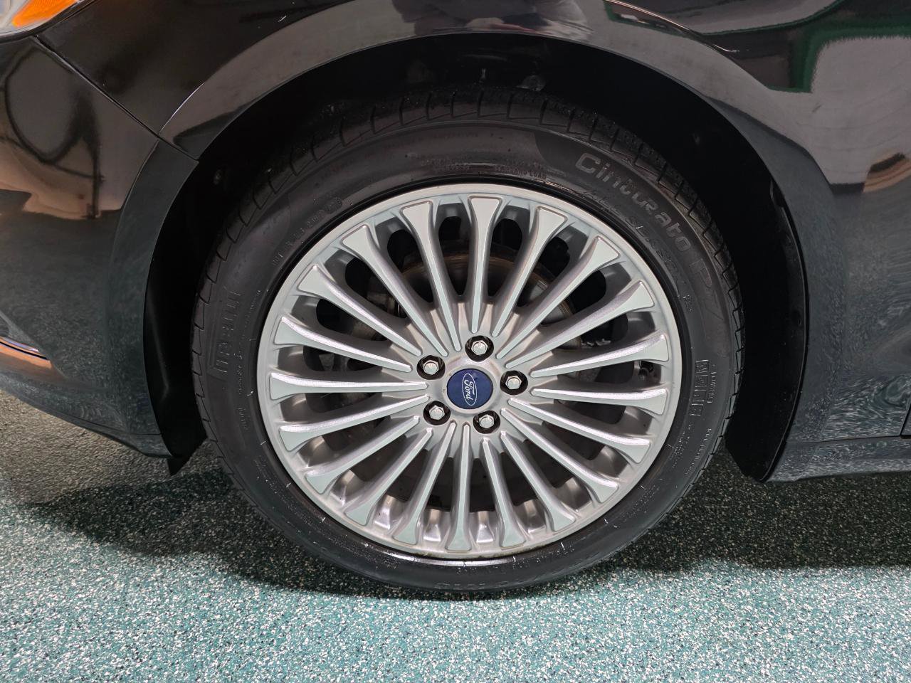Used 2016 Ford Fusion Titanium AWD/4WD image 12
