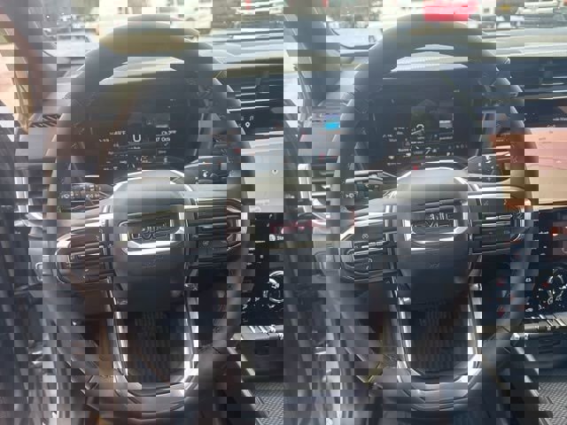 Used 2025 GMC Terrain Elevation image 13