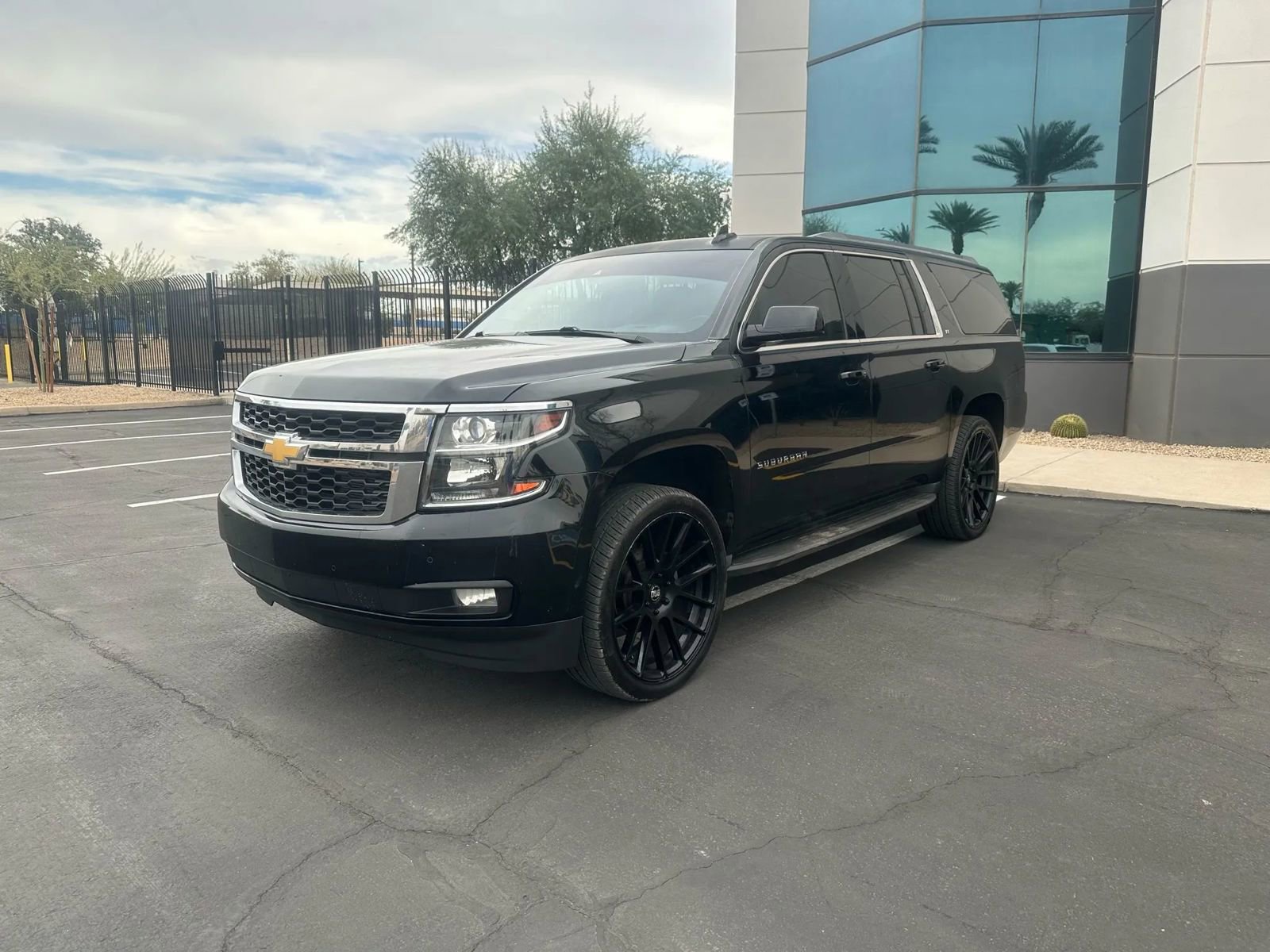 Used 2015 Chevrolet Suburban LT w/ Luxury Package