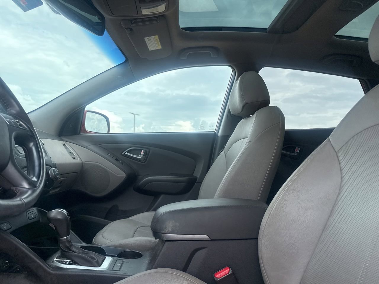 Used 2015 Hyundai Tucson Limited w/ Option Group 03 FWD image 35