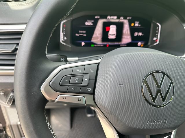 Certified 2023 Volkswagen Atlas Cross Sport SEL image 17