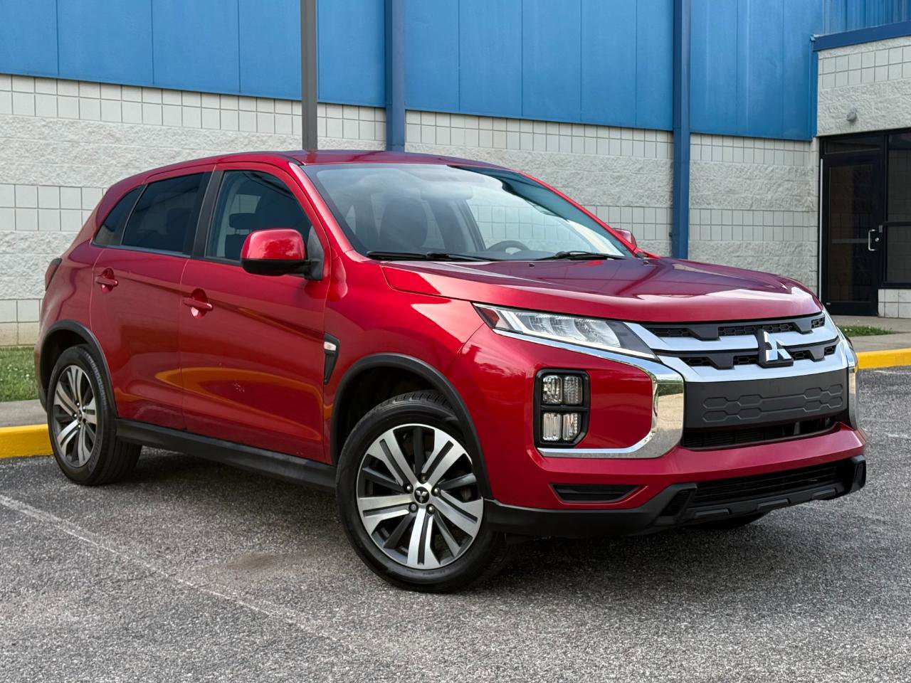 Used 2020 Mitsubishi Outlander Sport SE AWD/4WD image 3