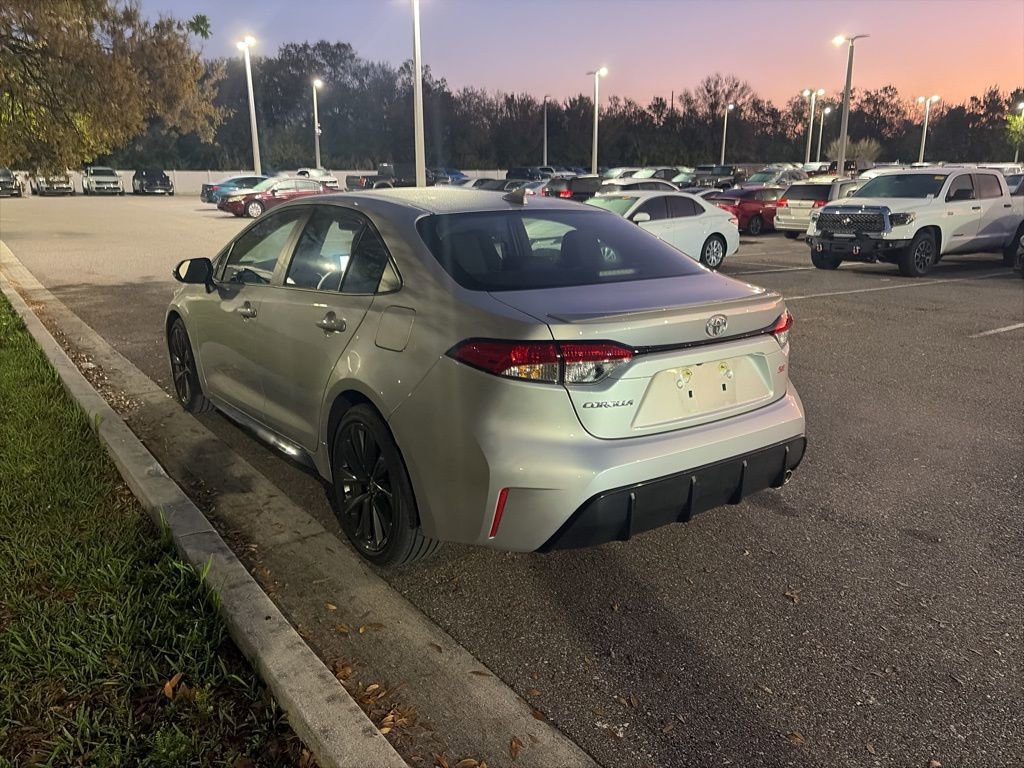 Certified 2025 Toyota Corolla SE image 2