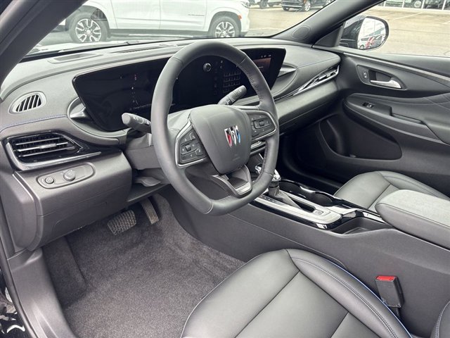 Certified 2024 Buick Envista Sport Touring w/ Convenience I Package FWD image 10