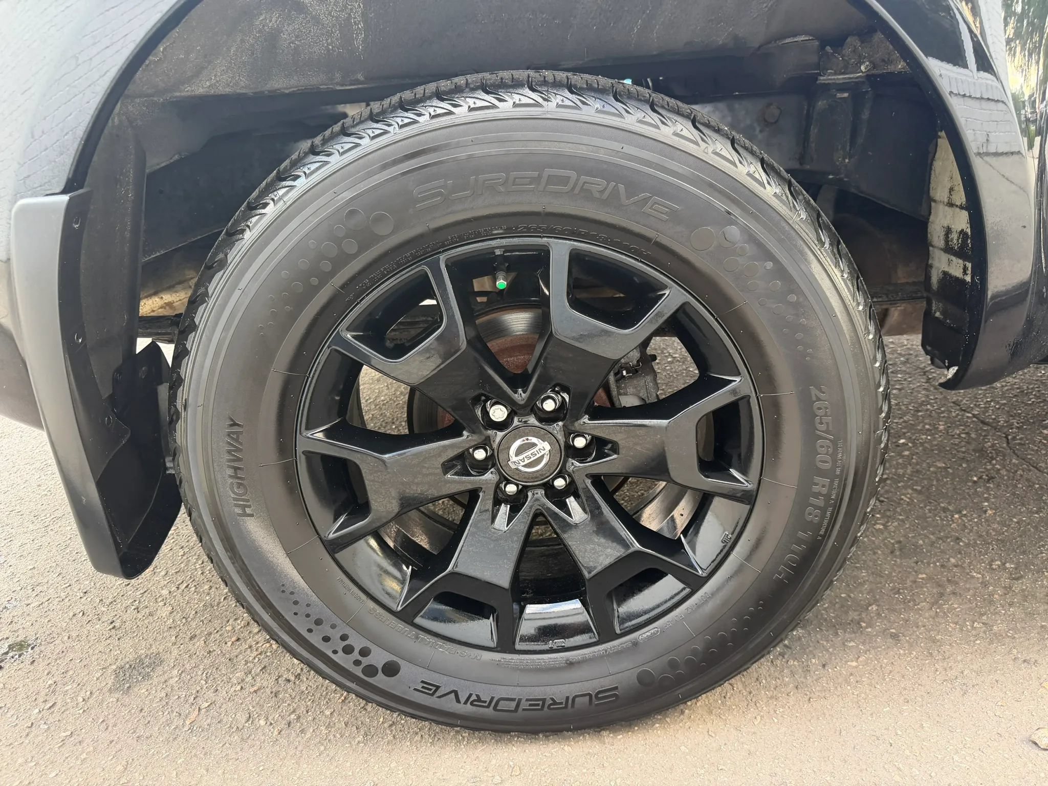 Used 2020 Nissan Frontier SV w/ Midnight Edition Floor Mats AWD/4WD image 37