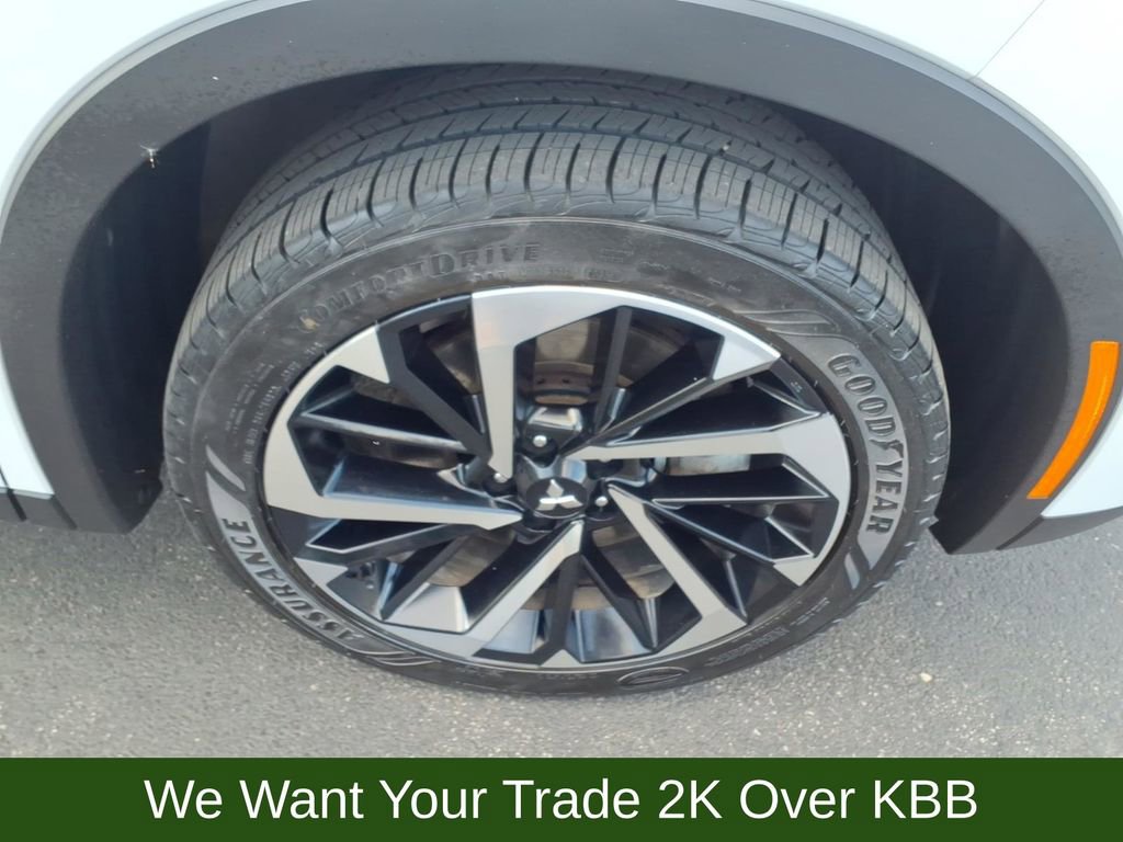 Used 2022 Mitsubishi Outlander ES AWD/4WD image 27