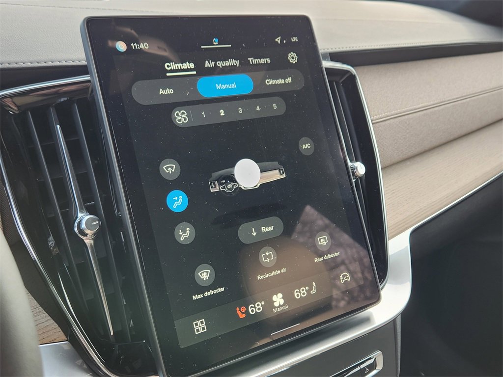 New 2026 Volvo XC90 T8 Ultra w/ Lounge Package image 14