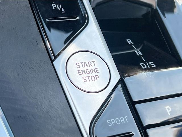 Used 2023 BMW X7 xDrive40i w/ M Sport Package image 19