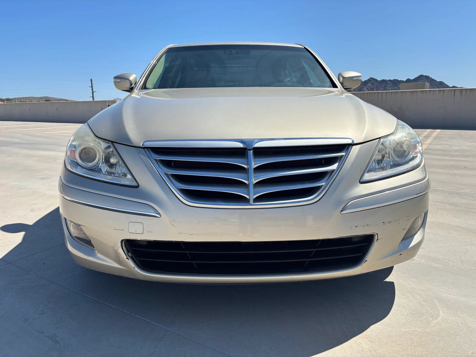 Used 2009 Hyundai Genesis 3.8 w/ Premium Plus Pkg 3 RWD image 3