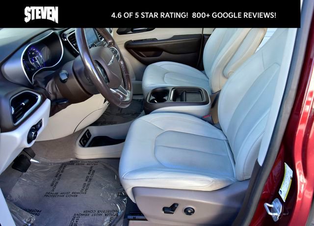 Used 2020 Chrysler Pacifica Touring-L image 10