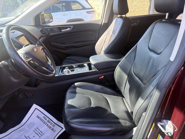 Used 2020 Ford Edge Titanium AWD/4WD image 13