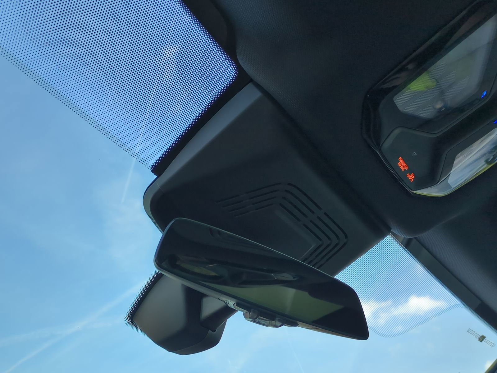 Certified 2023 BMW iX xDrive50 w/ Premium Package image 27