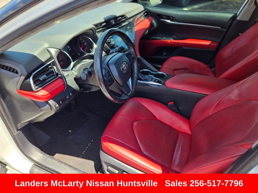 Used 2019 Toyota Camry XSE FWD image 17