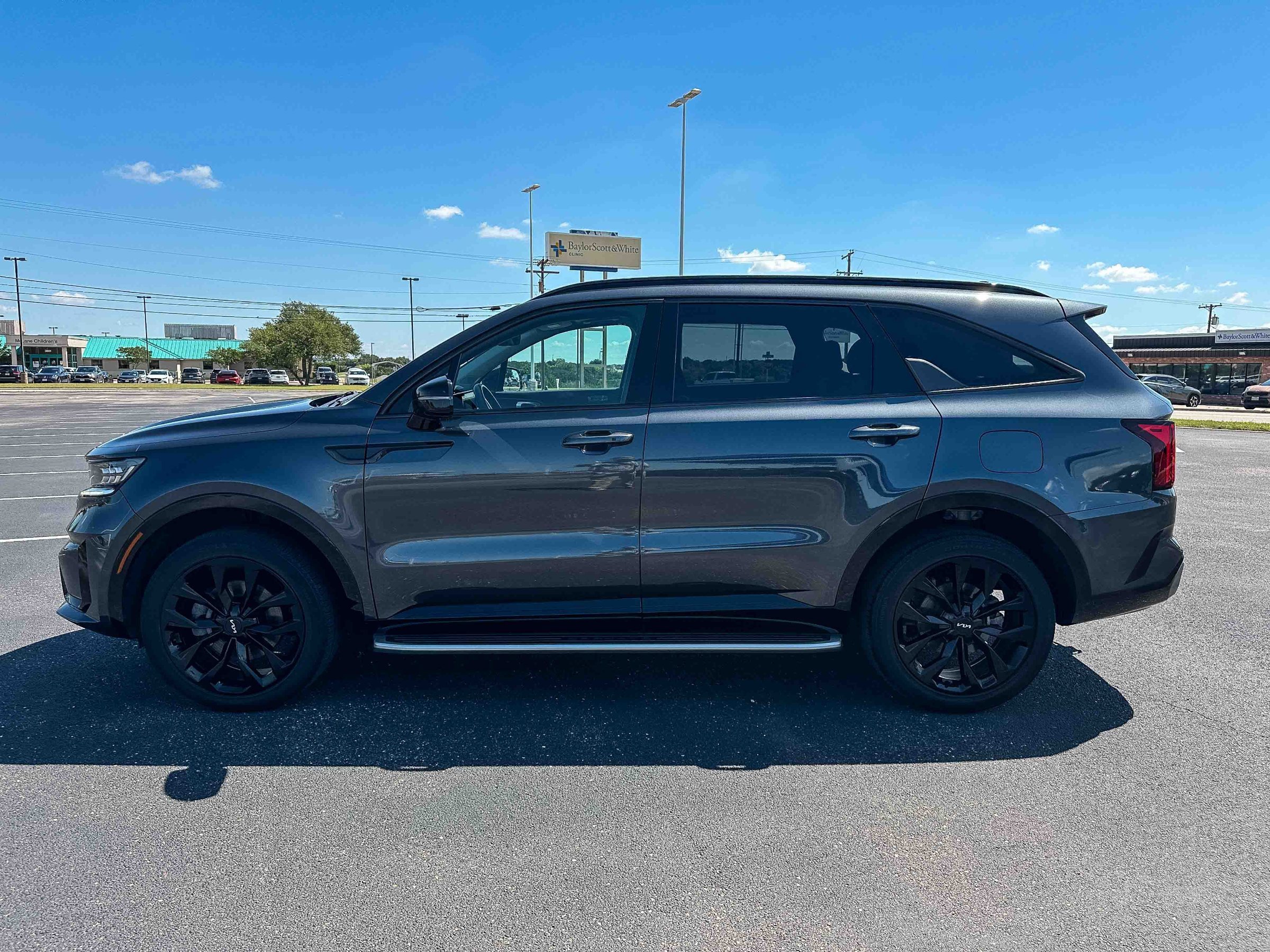 Used 2023 Kia Sorento SX AWD/4WD image 9
