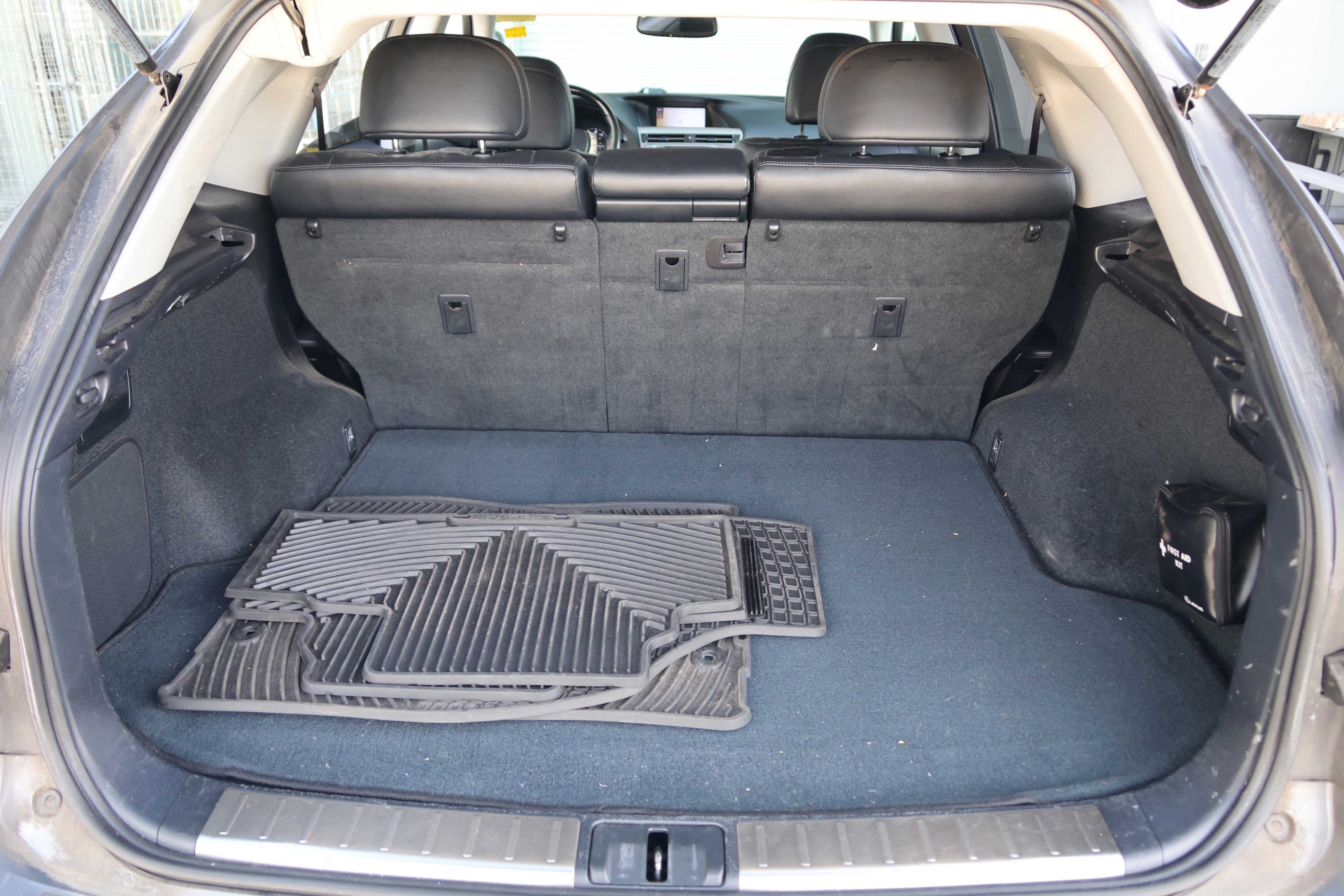 Used 2013 Lexus RX 450h AWD w/ Navigation Pkg image 35