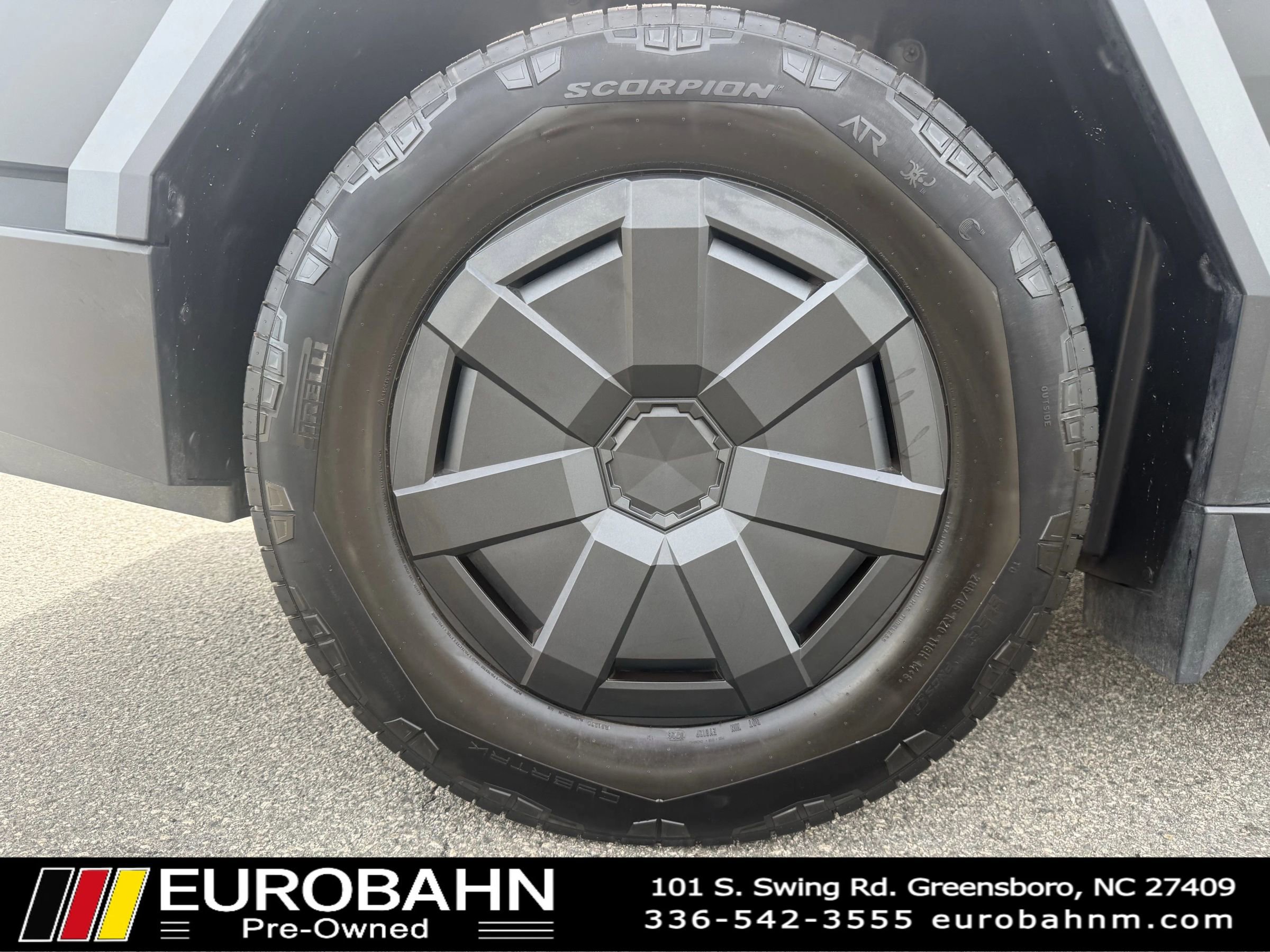 Used 2024 Tesla Cybertruck Cyberbeast AWD/4WD image 29