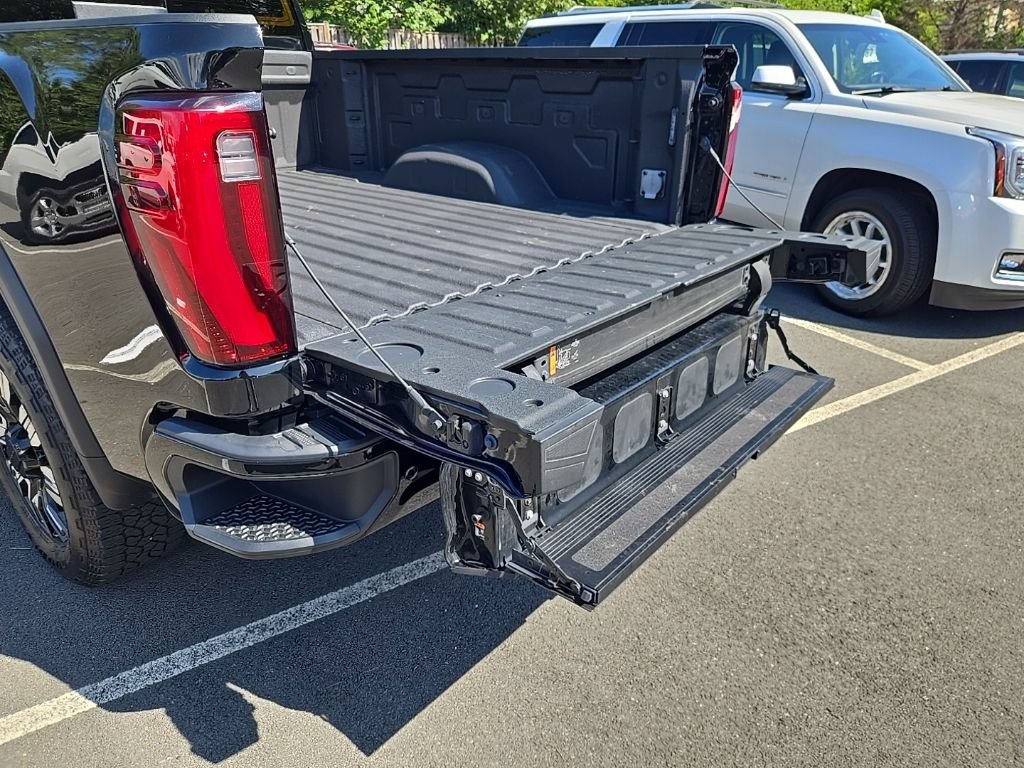 Used 2024 GMC Sierra 2500 Denali w/ Denali Reserve Package AWD/4WD image 63