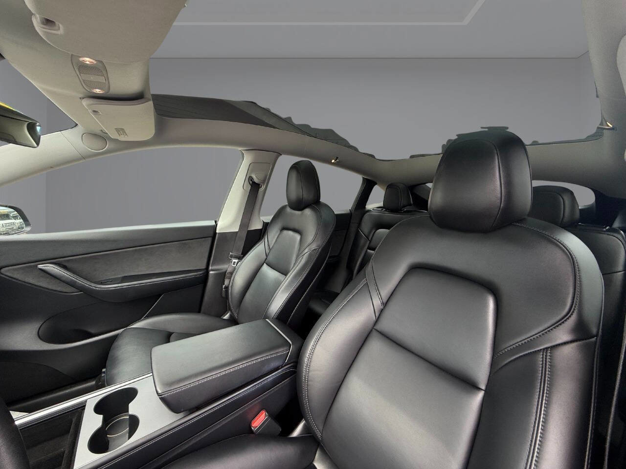 Used 2021 Tesla Model Y Long Range image 13