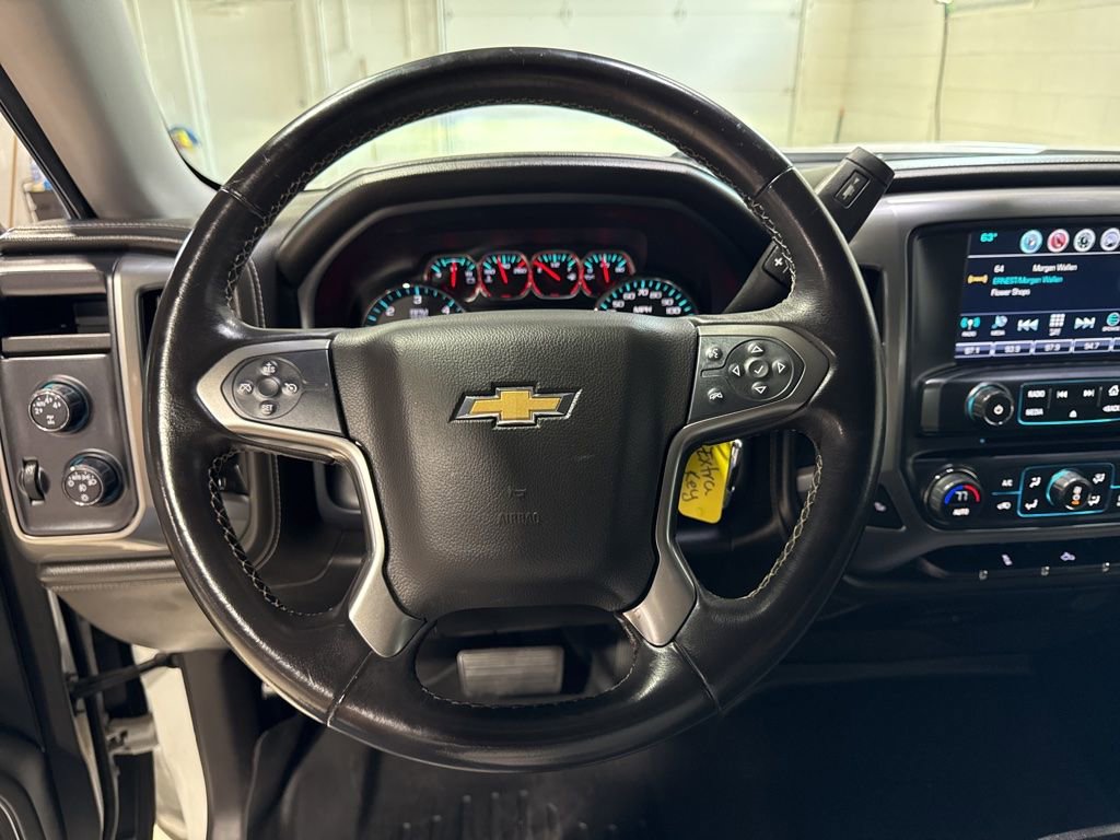Used 2016 Chevrolet Silverado 1500 LTZ AWD/4WD image 16