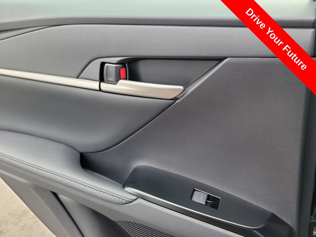Used 2026 Toyota Camry XSE FWD image 24