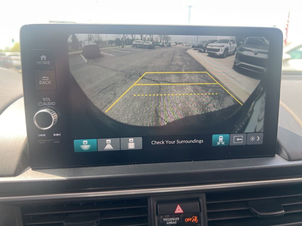 Used 2024 Honda Pilot Touring image 32