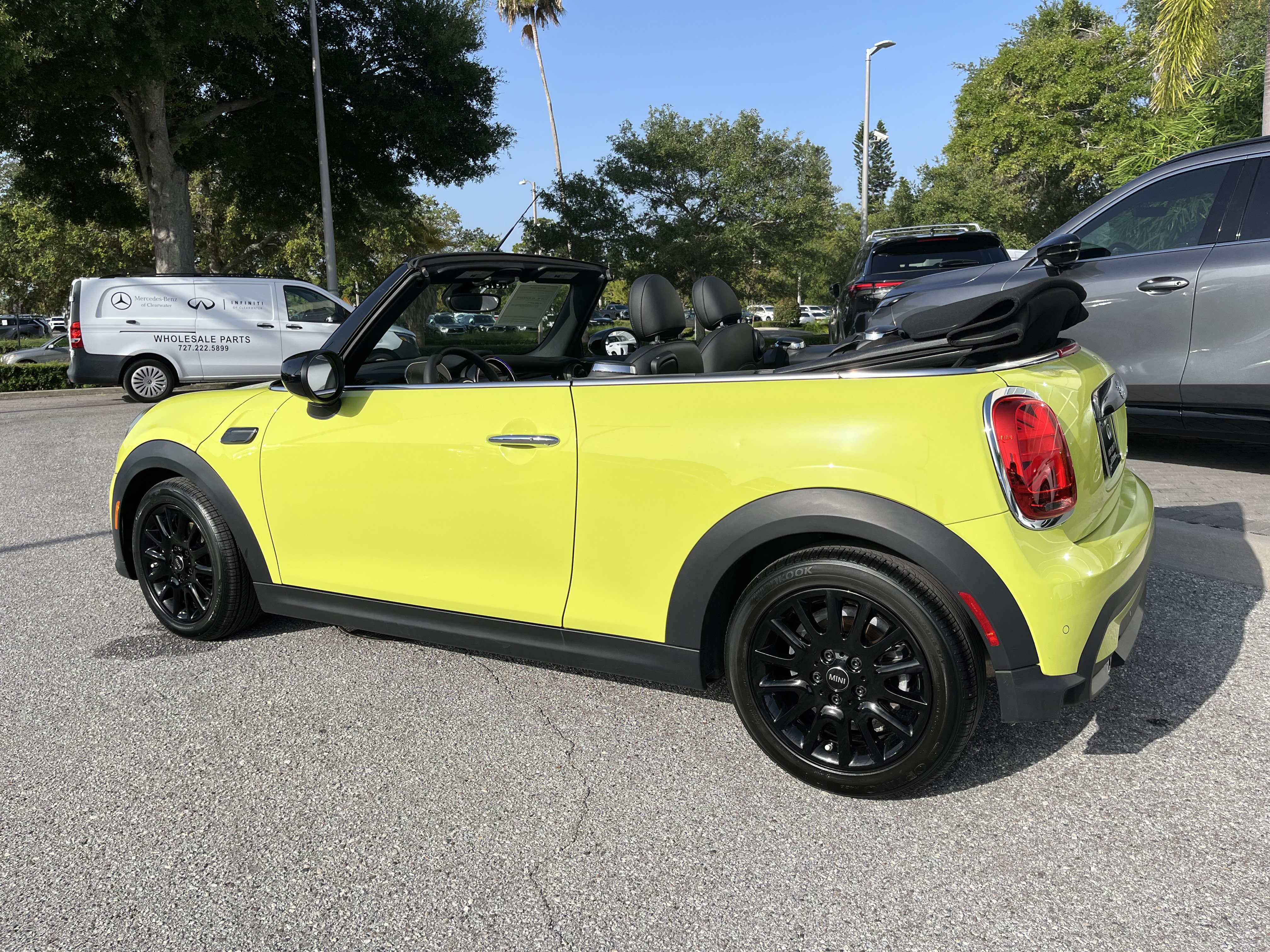 Used 2024 MINI Cooper Convertible FWD image 6