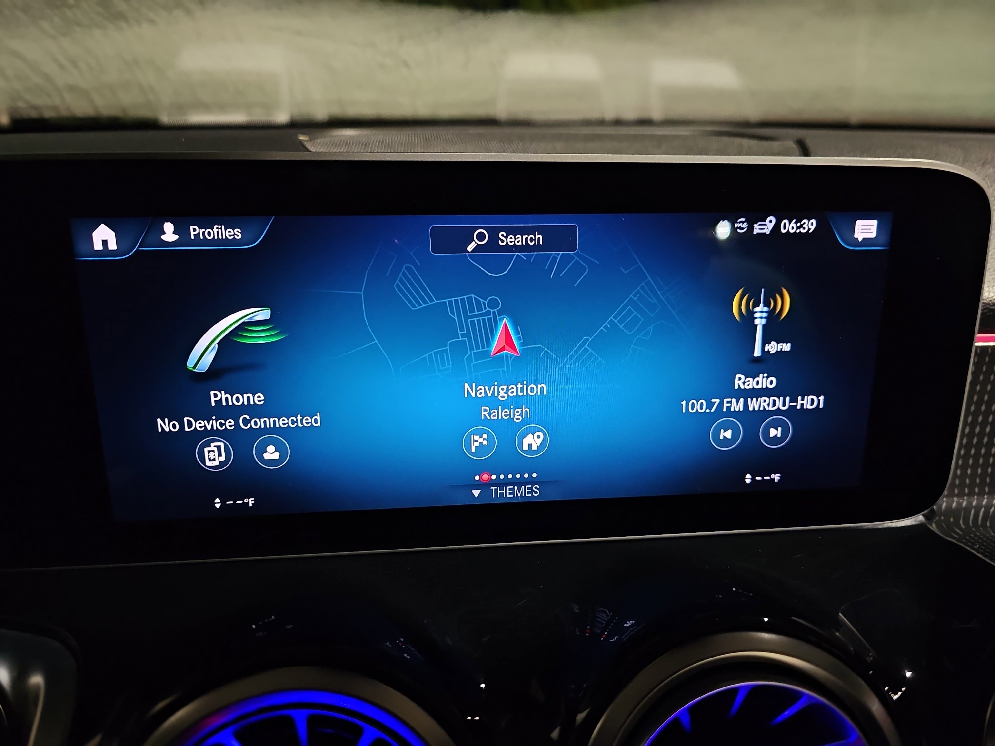 Used 2021 Mercedes-Benz GLB 250 4MATIC image 23