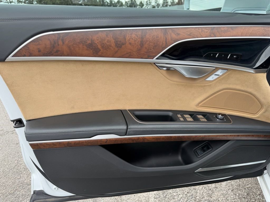 Used 2019 Audi A8 L 3.0T w/ Luxury Package image 13