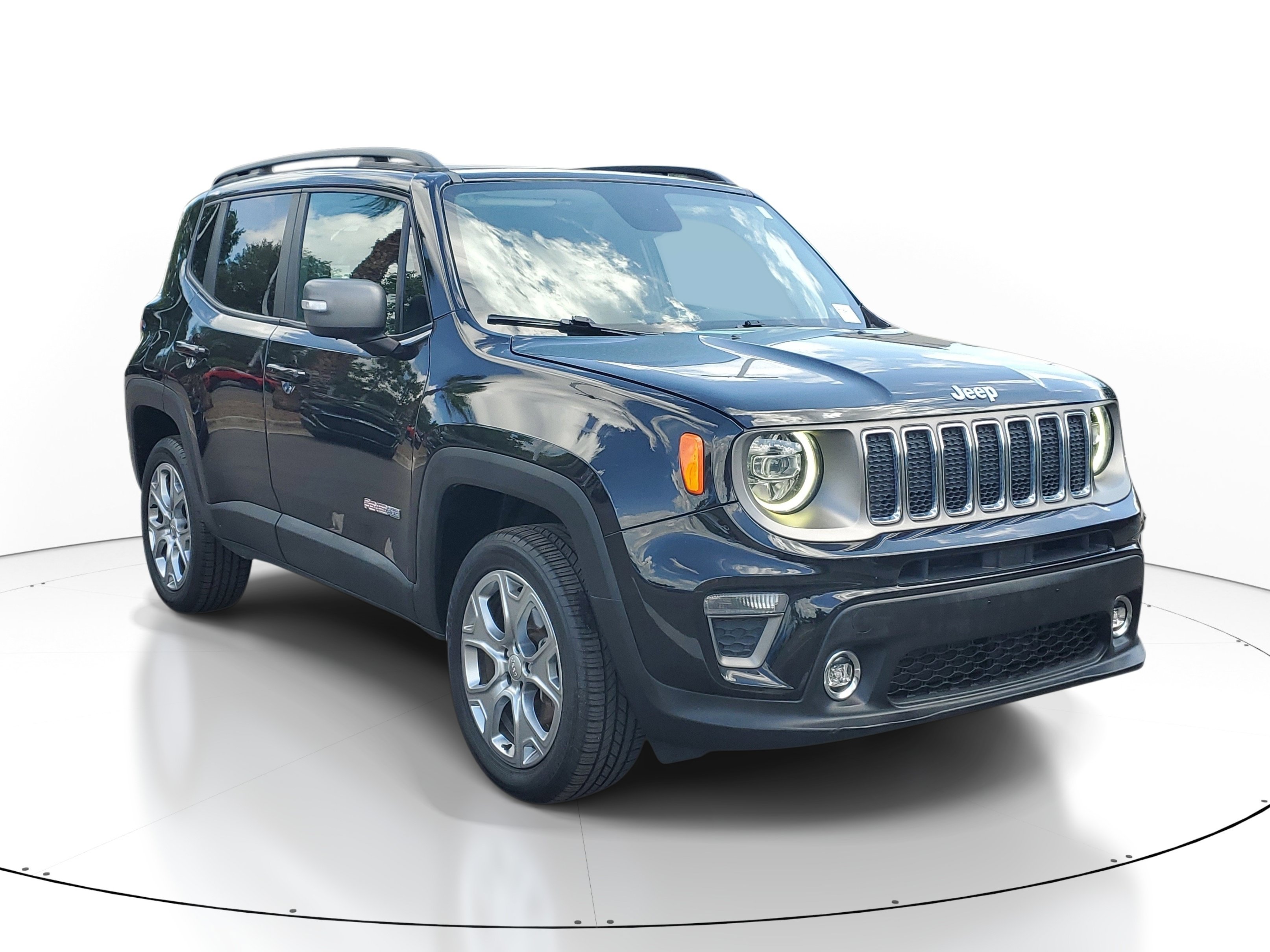 Used 2020 Jeep Renegade Limited w/ UConnect 8.4 Nav Group AWD/4WD image 2