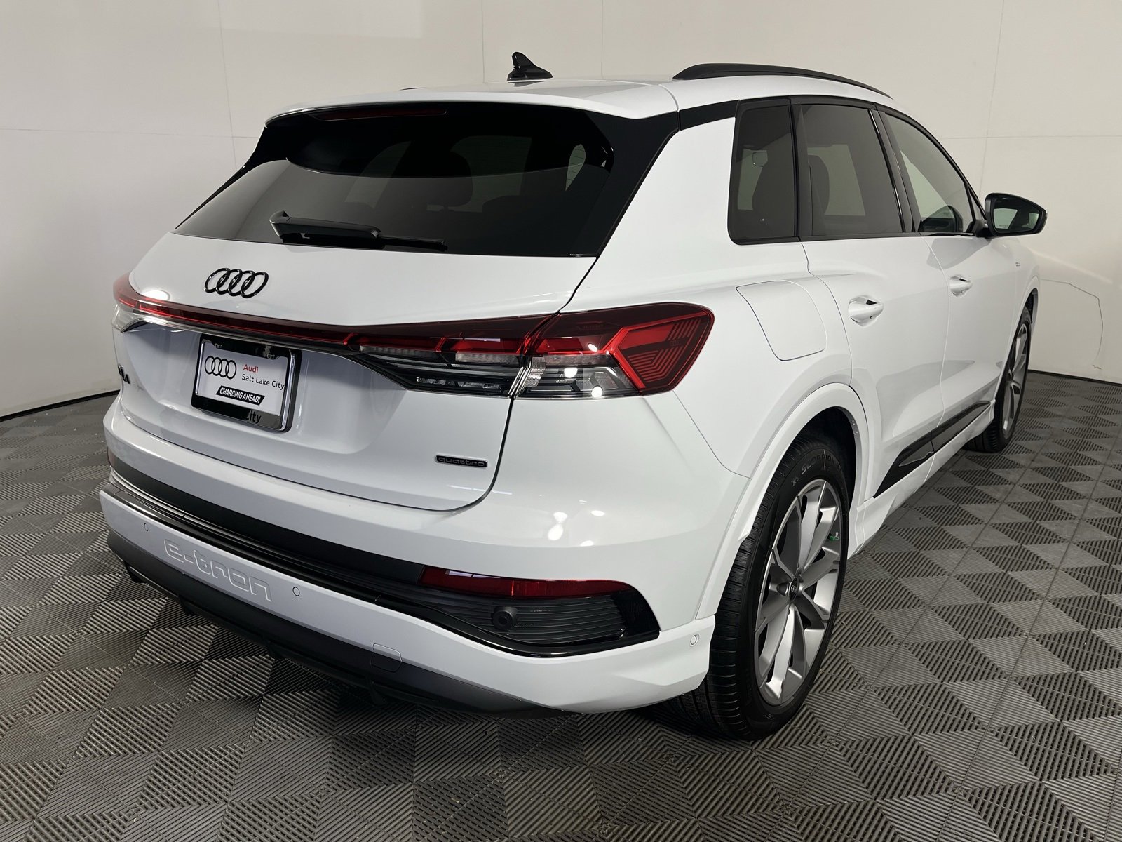New 2026 Audi Q4 e-tron Premium Plus image 9