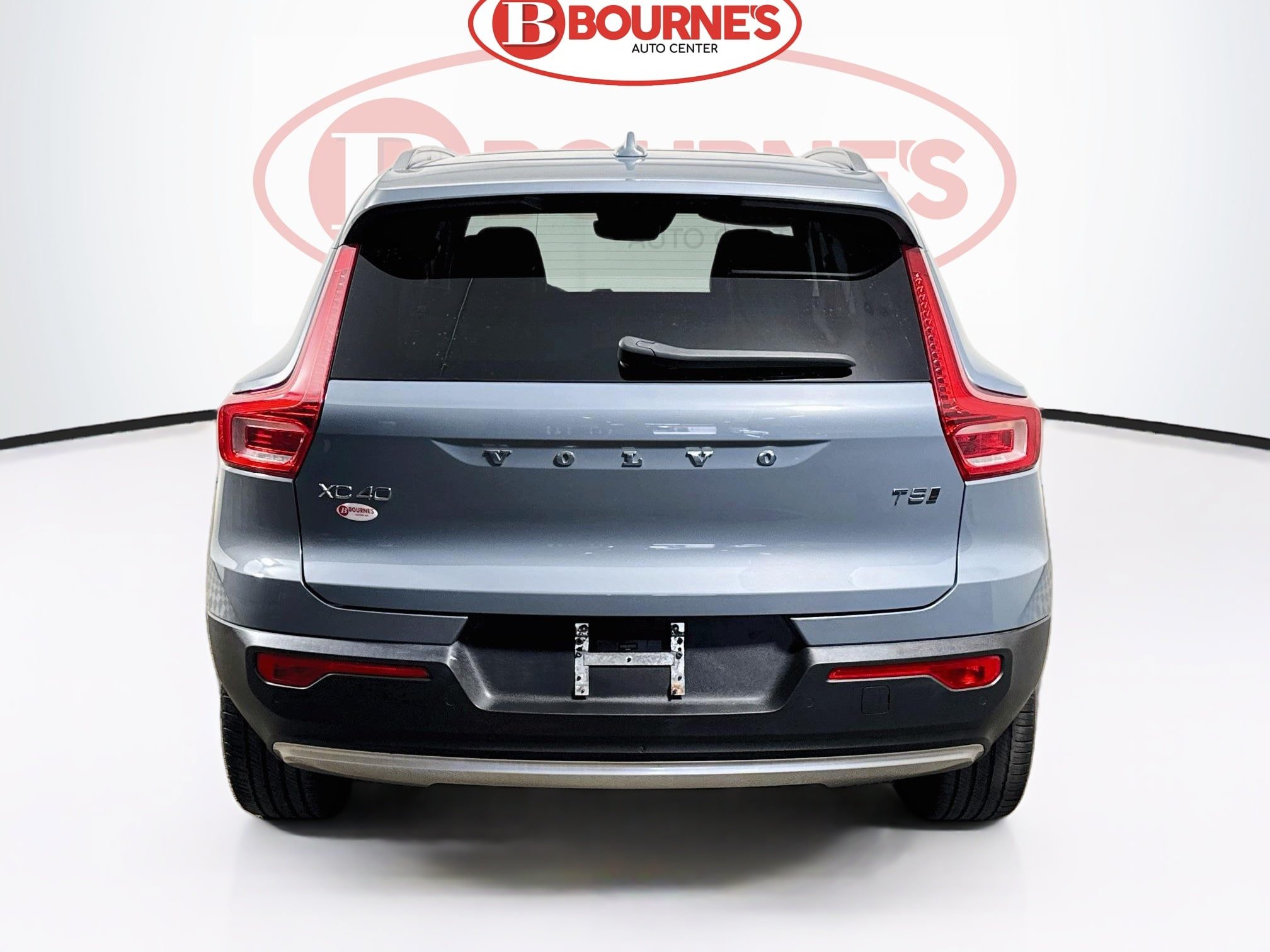 Used 2021 Volvo XC40 T5 Inscription w/ Protection Package Premier AWD/4WD image 10