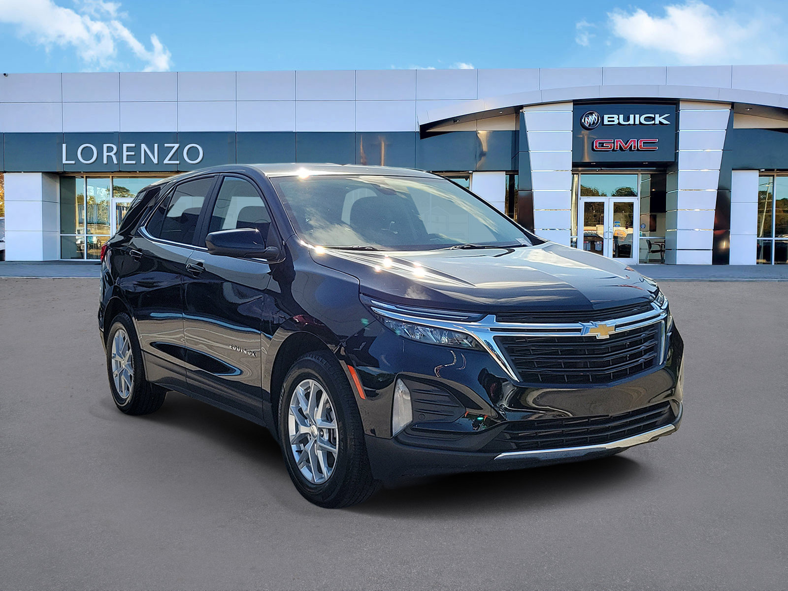 Used 2024 Chevrolet Equinox LT FWD image 3