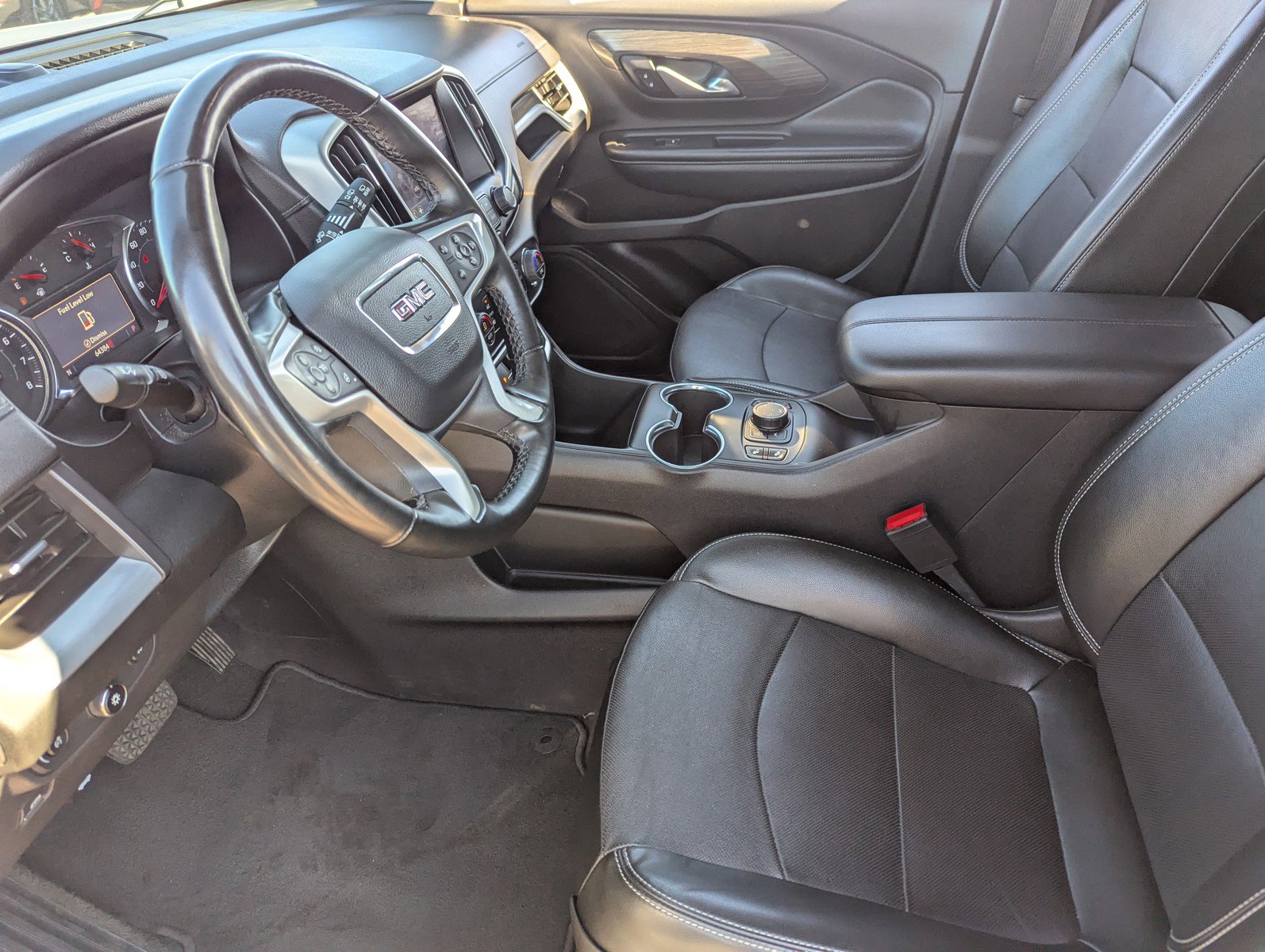 Certified 2024 GMC Terrain SLT image 25