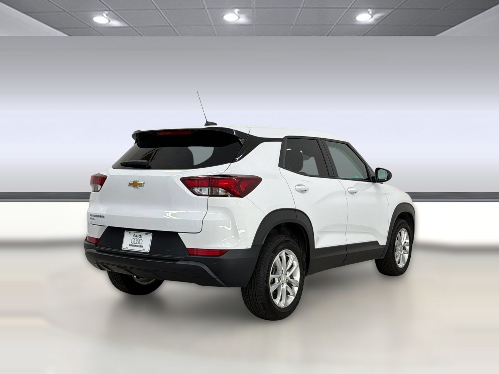 Used 2025 Chevrolet TrailBlazer LS w/ LS Convenience Package AWD/4WD image 9