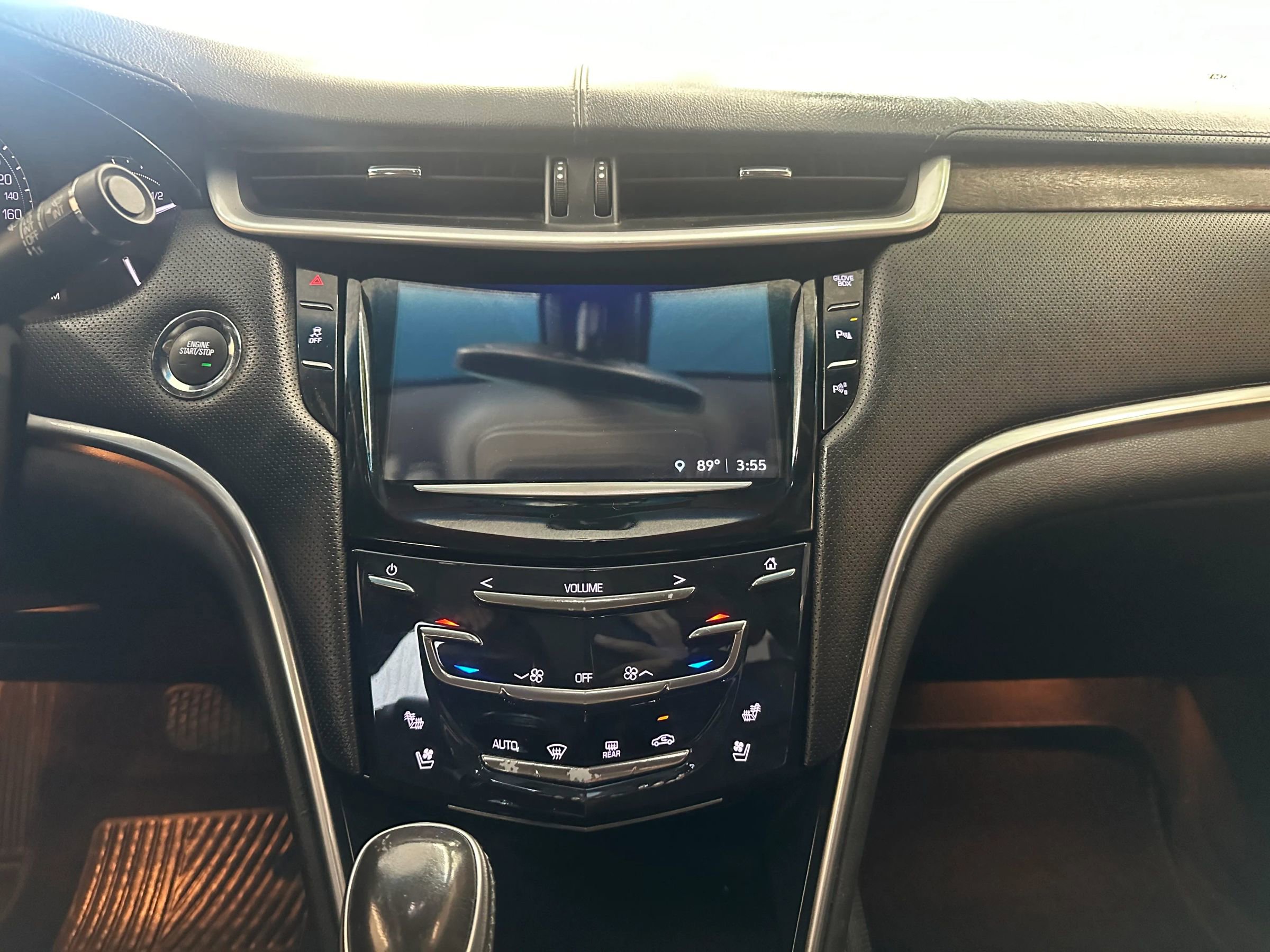 Used 2019 Cadillac XTS Luxury image 20